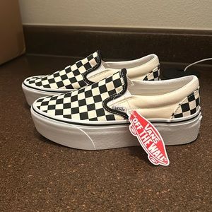 NWT BRAND NEW PLATFORM VANS